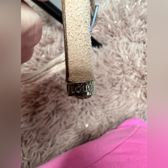 ❌❌❌SOLD❌❌❌Authentic Louis Vuitton Strappy heels - Picture 16 of 16